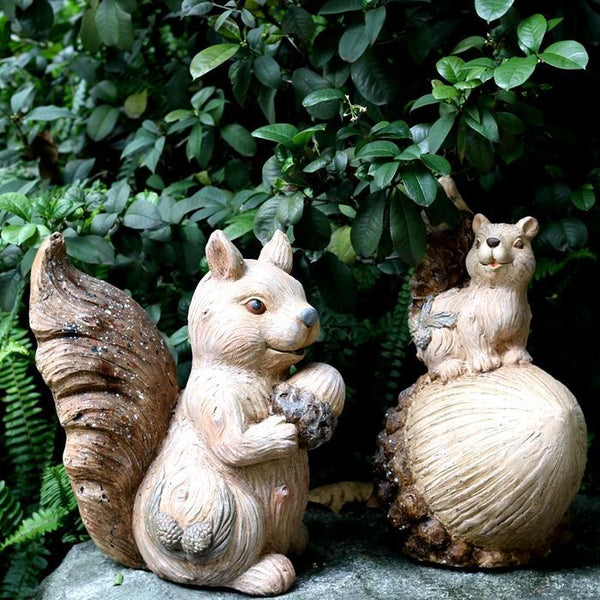 Large Squirrel with Pine Cones Statue for Garden, Animal Statue for Garden Ornament, Villa Outdoor Decor Gardening Ideas-HomePaintingDecor